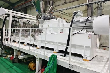Messa in serviziu riescita di a linea di estrusione di fogli decorativi GAG in Corea di u Sud